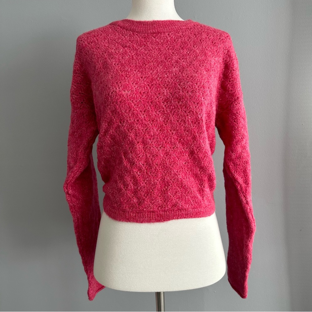 Zara pink crop sweater, NWT